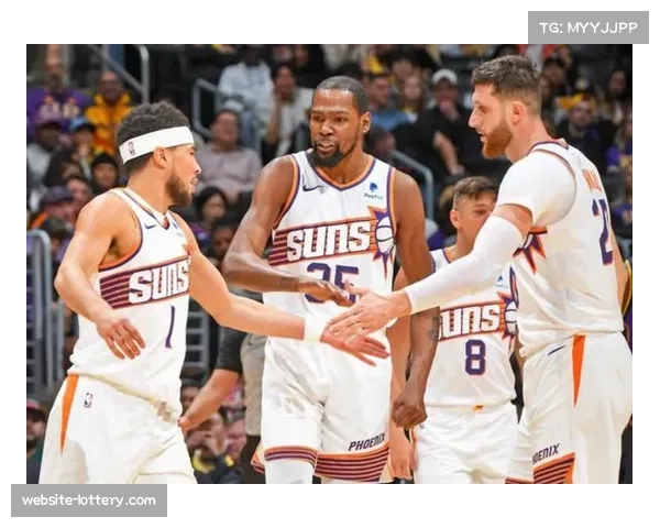 太阳120-115击败鹈鹕,布克杜兰特联手贡献12次边线发动助攻